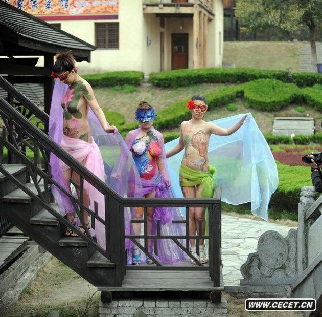 人體彩繪模特驚艷表演