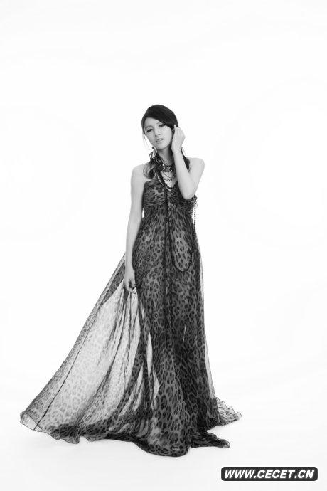 徐立豹紋黑白大片