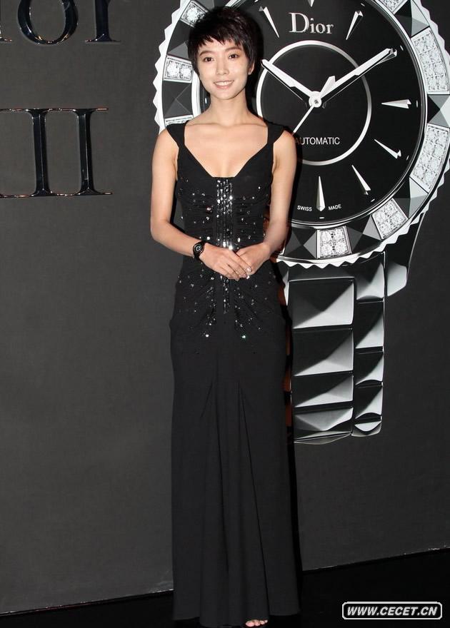 王珞丹低胸裙改走性感路線(xiàn)