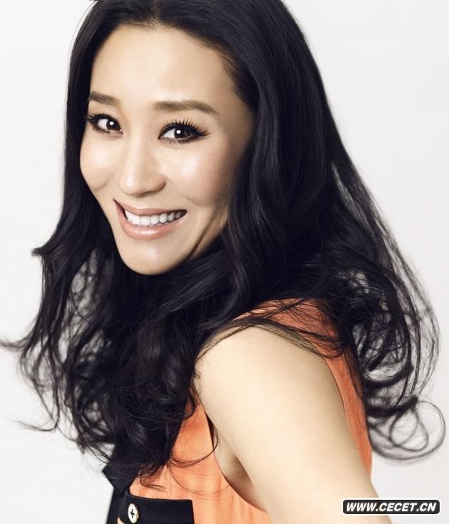 苗圃拍攝時(shí)尚雜志封面大片