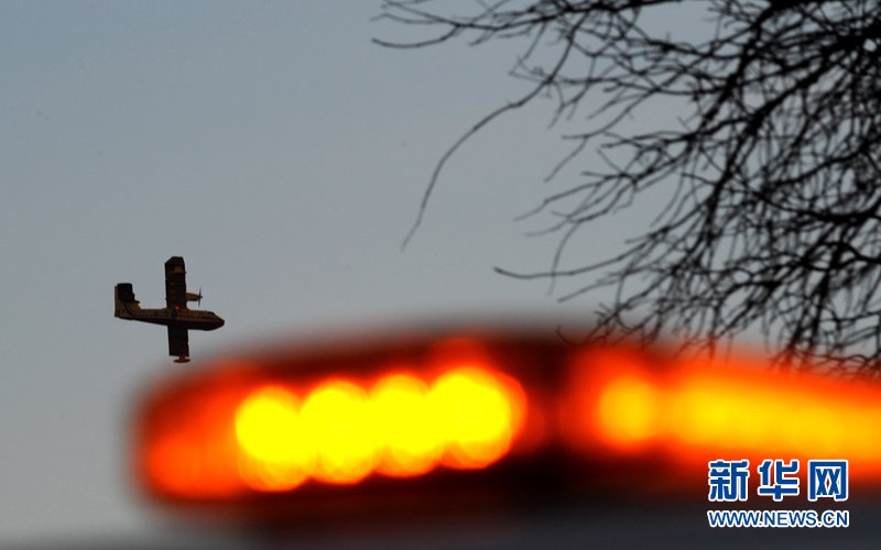 2010125ɫб÷ɽ^һС͜wCľ܇(ch)Ϸw^(gu)ɲ욈(jng)^(gu)77(g)Сr(sh)ҹT(mn)÷ɽ^ɽõĿǰдˆTڻĬF(chng)^m@ɫнԁ(li)һλyӋѽ(jng)41ʮ܂s50ƽɽֺһ̎wrfڴлҠa2f(wn)˱oɢAӛdz