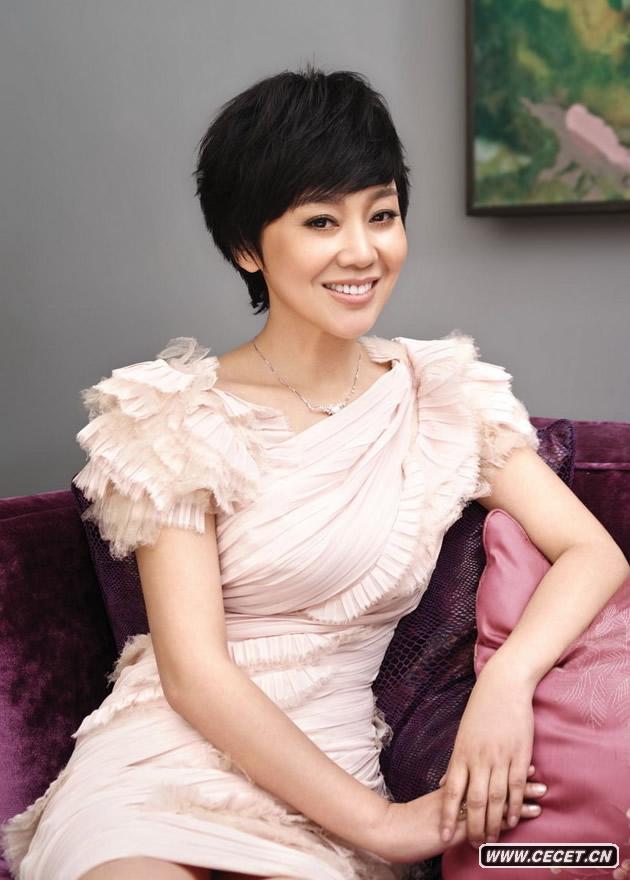 閆妮拍攝女性雜志封面