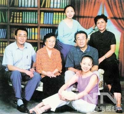 宋丹丹全家福 (7/22)