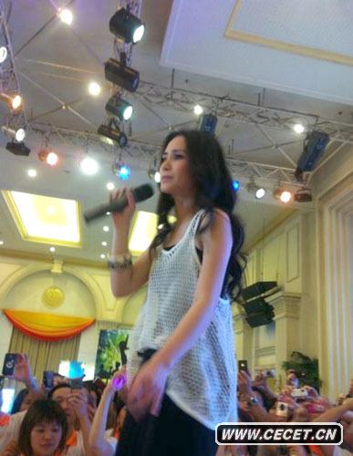 ɴڰɫ~(y)W(wng)ȹϯowƷƻ(dng)һ(chng)(li)ٟFans(chng)r(sh)ߵǰϣһðɵL(fng)ɚⶨe_Ϸowĵ