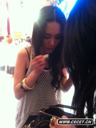 ɴڰɫ~(y)W(wng)ȹϯowƷƻ(dng)һ(chng)(li)ٟFans(chng)r(sh)ߵǰϣһðɵL(fng)ɚⶨe_Ϸowĵ