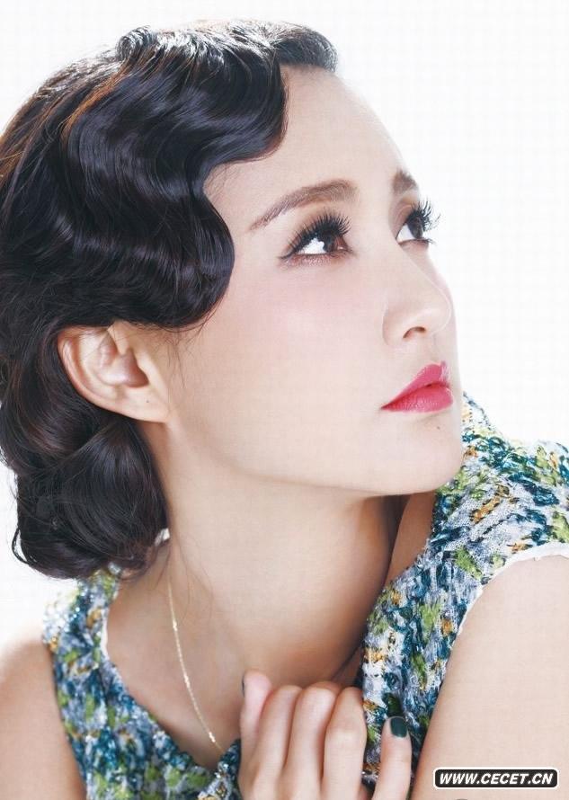 ˇtԸѽ(jng)^(gu)r(sh),¿ɐ(i)L(fng)Ԅeӵĕr(sh)۹˂(g)r(sh)Ů͑׃Ժ(jin)ӢbcɫʽkҕX(ju)_