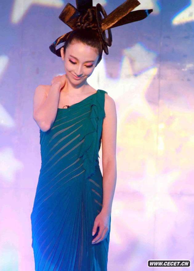 ׃|(zh)ŮǏ˱lr(sh)bԷĿT_