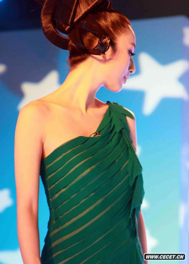 ׃|(zh)ŮǏ˱lr(sh)bԷĿT_