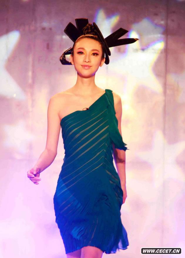 ׃|(zh)ŮǏ˱lr(sh)bԷĿT_