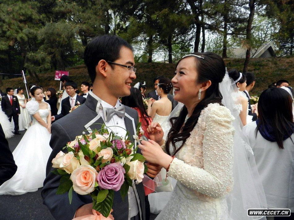 429A úϡwYF(chng)A úϡͼwY42930ڱAW(xu)eAW(xu)Ľ͸УѵȽ400AУc֮Hyֲ