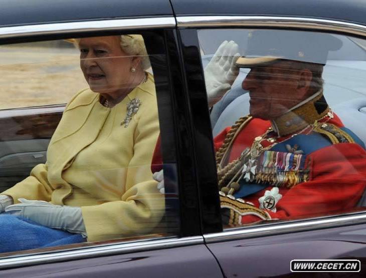 429ӢɯŮ󣩺ɷH܇(ch)ǰ˹˹ؽ