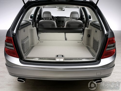 08款奔馳C級旅行轎車(chē) 資料圖