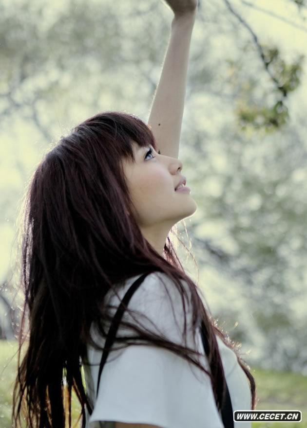 劉惜君“透明系”宣傳照 眼神清澈可人