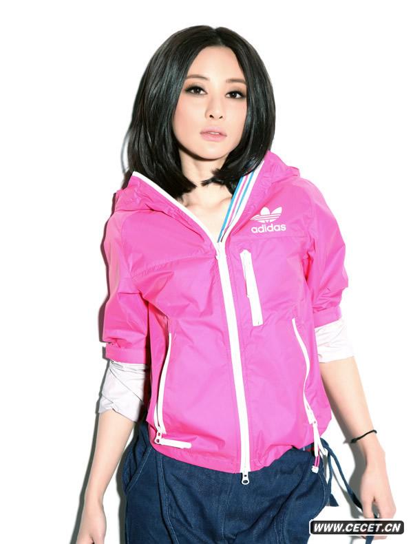 吳曉敏炫色運動(dòng)寫(xiě)真曝光 喜歡不被定義