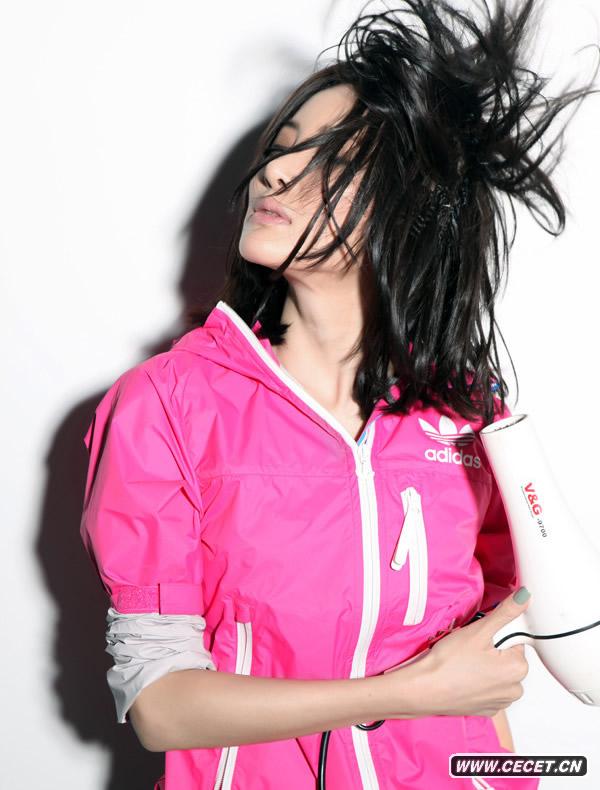 吳曉敏炫色運動(dòng)寫(xiě)真曝光 喜歡不被定義