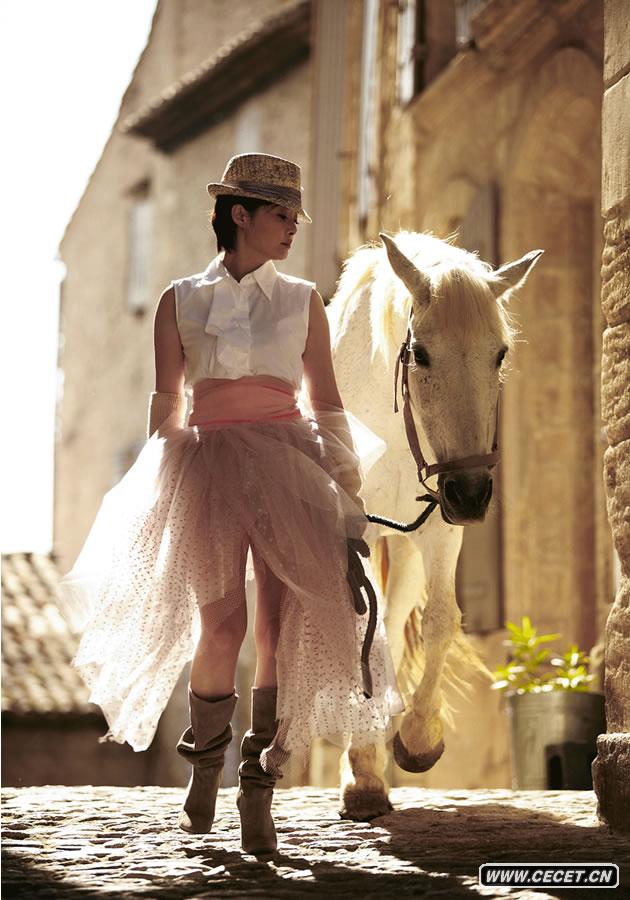 ꩼ{ӰM(jn)еݱԬæ͵eĔzһMΨL(fng)D