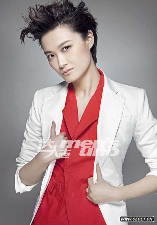 李宇春受邀為頂級男裝雜志《達人志Men’s Uno》拍攝了六月刊時(shí)裝大片