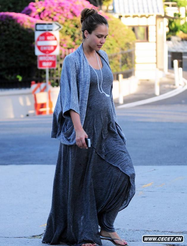 (zh)ŮǽͣJessica Albax_(ki)Լ˽ԢFɼ^