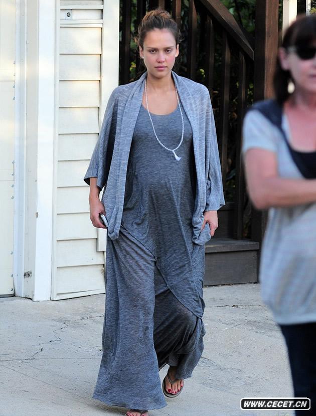 (zh)ŮǽͣJessica Albax_(ki)Լ˽ԢFɼ^