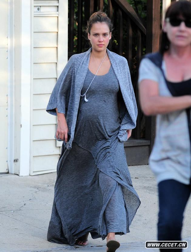 (zh)ŮǽͣJessica Albax_(ki)Լ˽ԢFɼ^