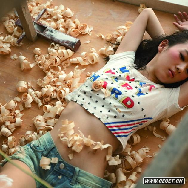 85后氣質(zhì)女生童瑤近日為某雜志拍攝的大片曝光