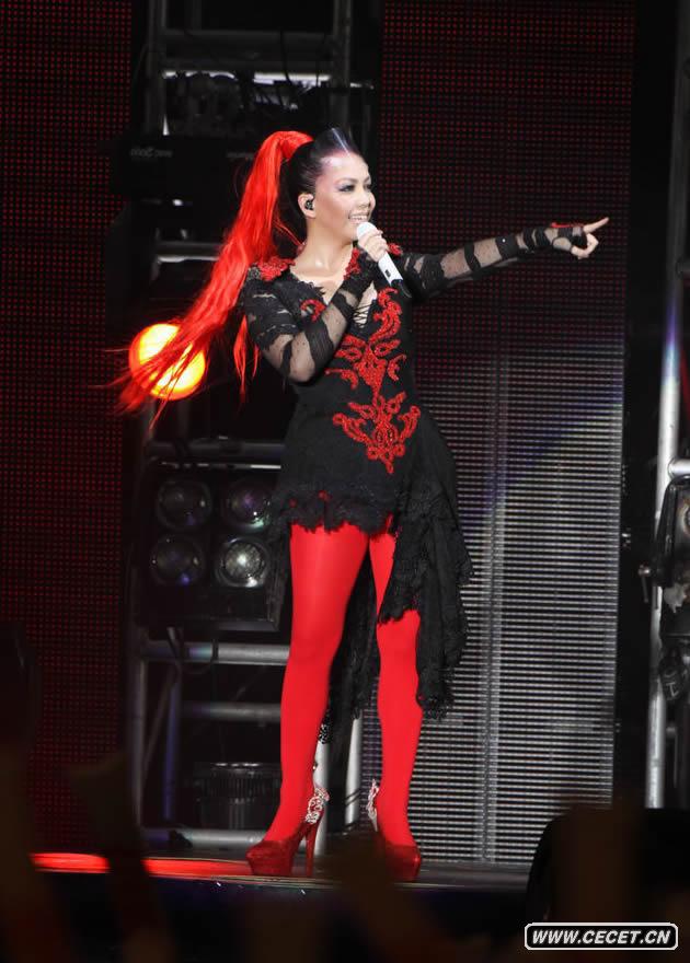 󏈻áڼtgɘ(l )bek(zhun)݋(h)cݳ(hu )