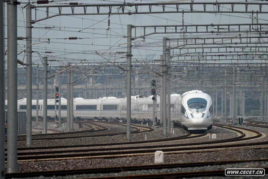 630c(din)Fʽ_(ki)ͨ\I(yng)DһоF܇(ch)վ