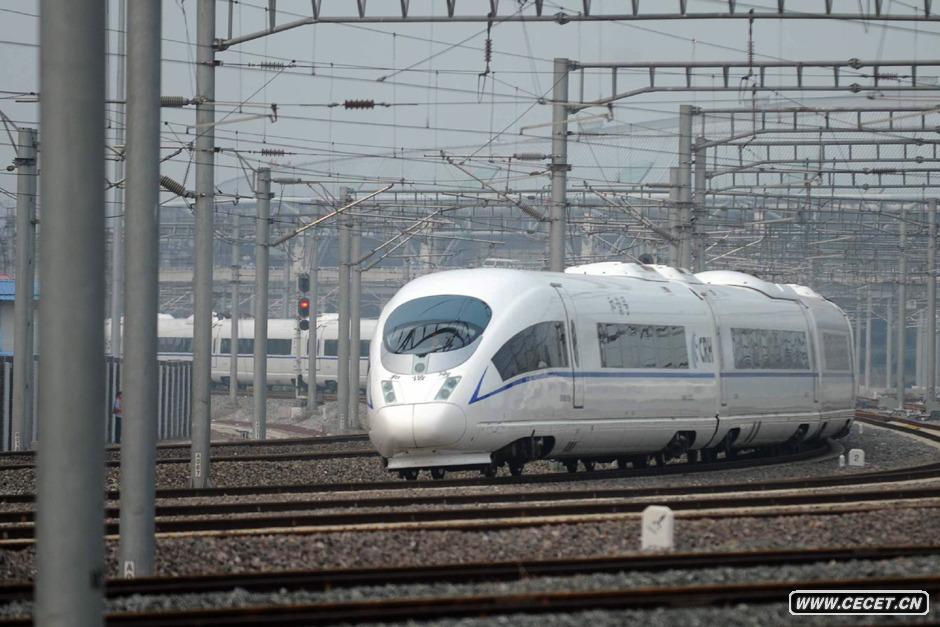 630c(din)Fʽ_(ki)ͨ\I(yng)DһоF܇(ch)վ