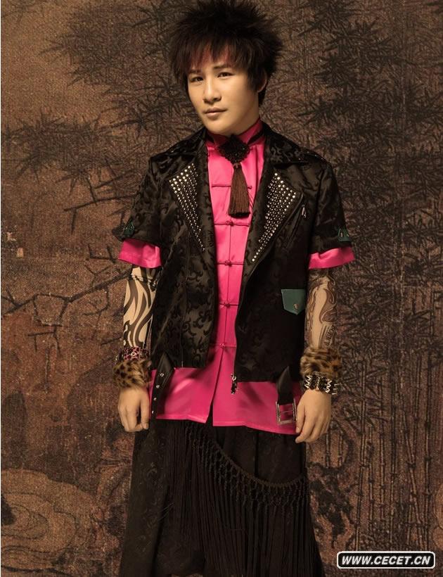 大張偉為新專(zhuān)輯《大張旗鼓》推出一組全新拍攝的大片