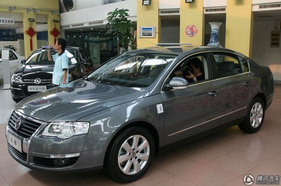 2010款 大眾邁騰1.4TSI 精英型 到店實(shí)拍