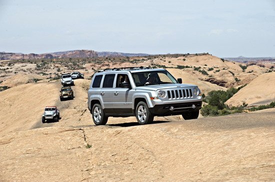 Jeep自由客國內上市 售23.89-27.89萬(wàn)元