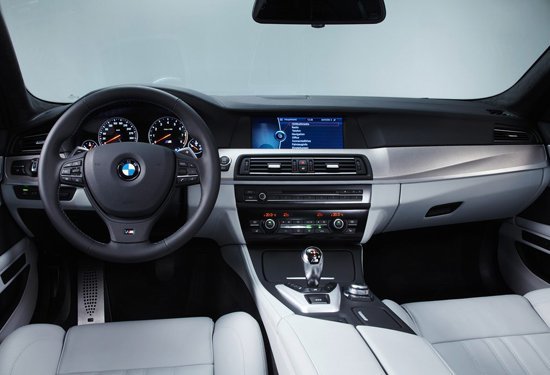 寶馬新一代M5性能車(chē)型廣州車(chē)展中國首發(fā)