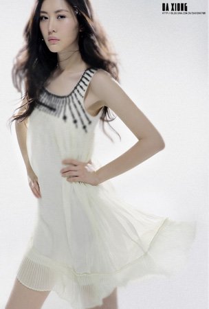 王石與前妻分居20年婚變隱情 田樸珺微博疑同居