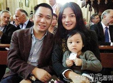 趙薇談富豪老公:婚姻對我就是找了個(gè)好伙伴