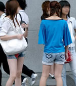 ̈(chng)ăɂ(g)ഺŮ