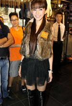 AngelaBabyһƤݼӺɫƤѥԸ