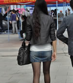 r(sh)܇(ch)V(chng)ĺڽzŮ