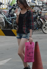 Ƅ(dng)I(yng)I(y)dT(mn)ǰĵŮ