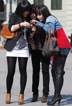 廣場(chǎng)上街拍的幾個(gè)黑絲