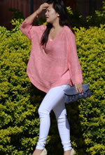 公園里抓拍的白色緊身