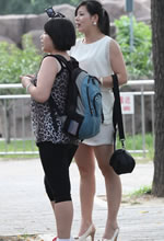 身材豐滿(mǎn)的白膚美婦體