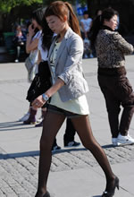 新華大街抓拍的短褲黑