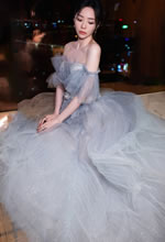 張靚穎裙紗飛舞如夢(mèng)如