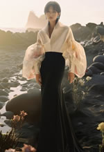 周筆暢光影爍爍繁花盈