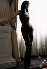 Angelababy率性褲裝英