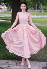 張柏芝蒙蒙陰雨中開(kāi)啟