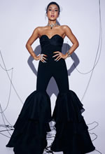 吉克雋逸全黑酷感加持