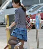 ͣ܇(ch)(chng)ĺɫzmŮ